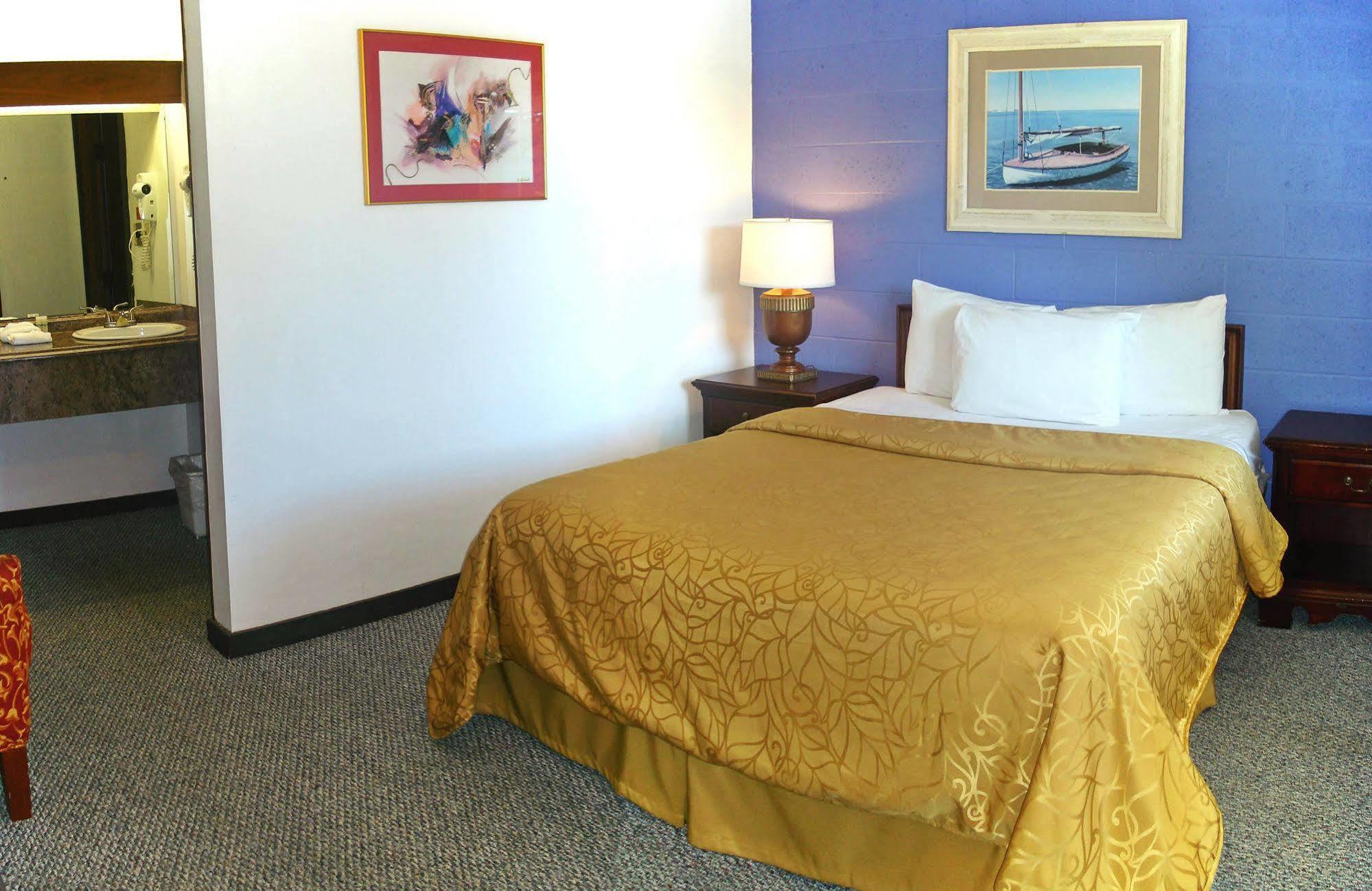 West Dennis Guestlodge מראה חיצוני תמונה